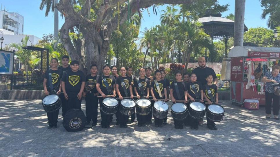 Niños detrás de un sueño: la banda de guerra que quiere poner en alto a Mazatlán Niños detrás de un sueño: la banda de guerra que quiere poner en alto a Mazatlán