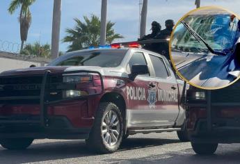 Limpiavidrios golpea a conductora en Los Mochis al negarse que le limpiara el cristal