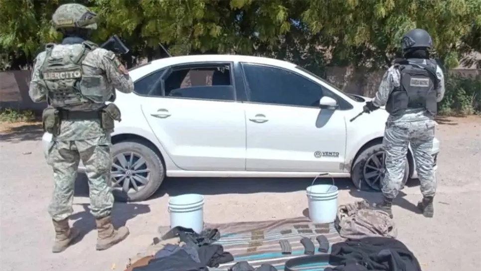 El vehículo y el resto de objetos asegurados. (FOTO: Cortesía).