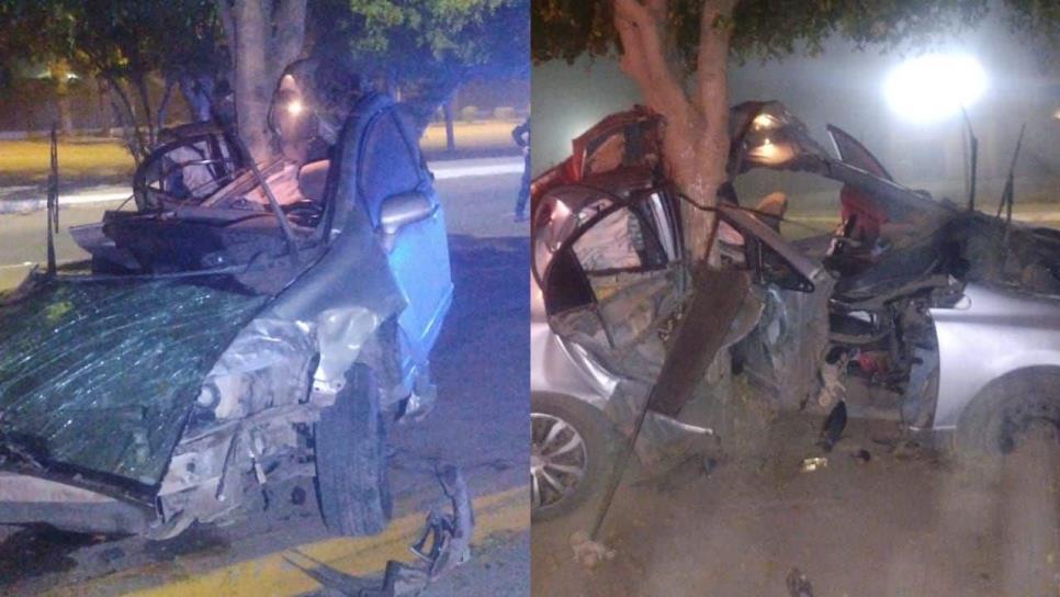 Grave jovencita que se impactó contra un árbol y casi parte su carro en dos en Guasave Grave jovencita que se impactó contra un árbol y casi parte su carro en dos en Guasave