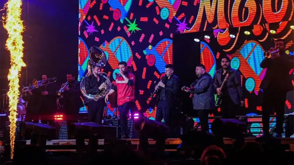 FOTO: Banda MS brinda gran concierto en Mazatlán con lleno total y sabor a béisbol