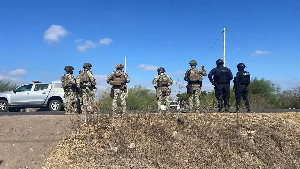 Los elementos del Ejército en el operativo en la zona.