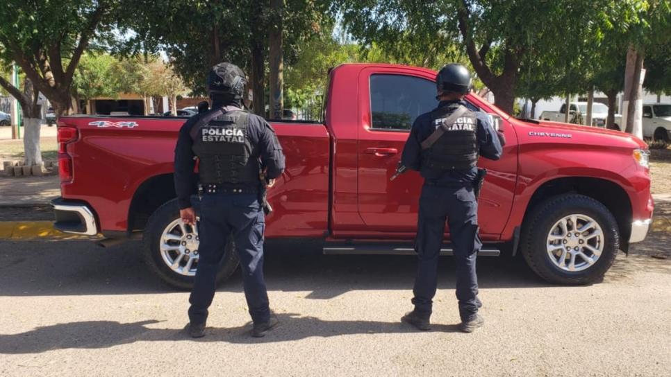 Encuentran otro vehículo con reporte de robo en el fraccionamiento Villas del Río en Culiacán Encuentran otro vehículo con reporte de robo en el fraccionamiento Villas del Río en Culiacán