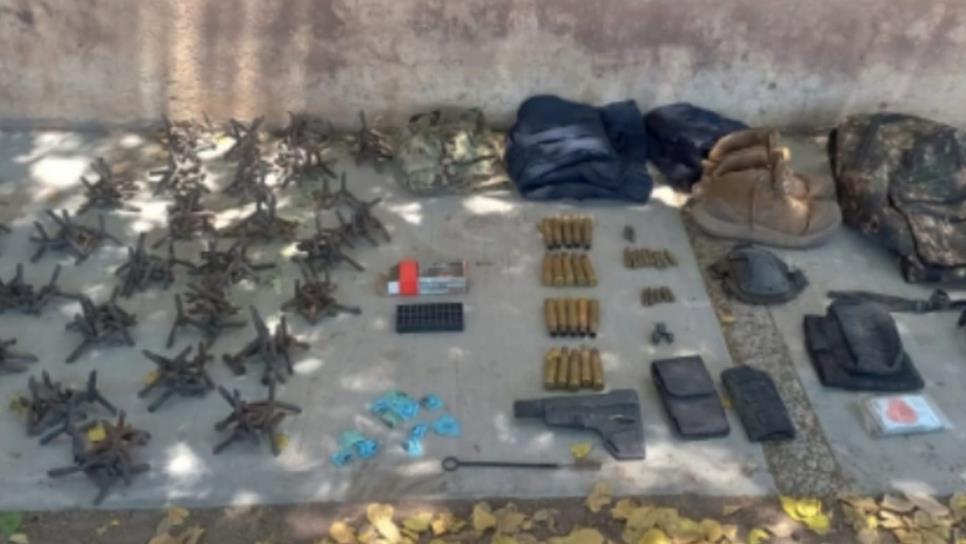 Aseguran cartuchos, puntas de acero y equipo táctico en Juan Aldama El Tigre, Navolato Aseguran cartuchos, puntas de acero y equipo táctico en Juan Aldama El Tigre, Navolato