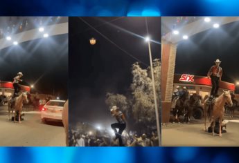 Se viraliza video de joven bailando sobre su caballo en fiestas del Ejido Mochis; lo acusan de maltrato animal