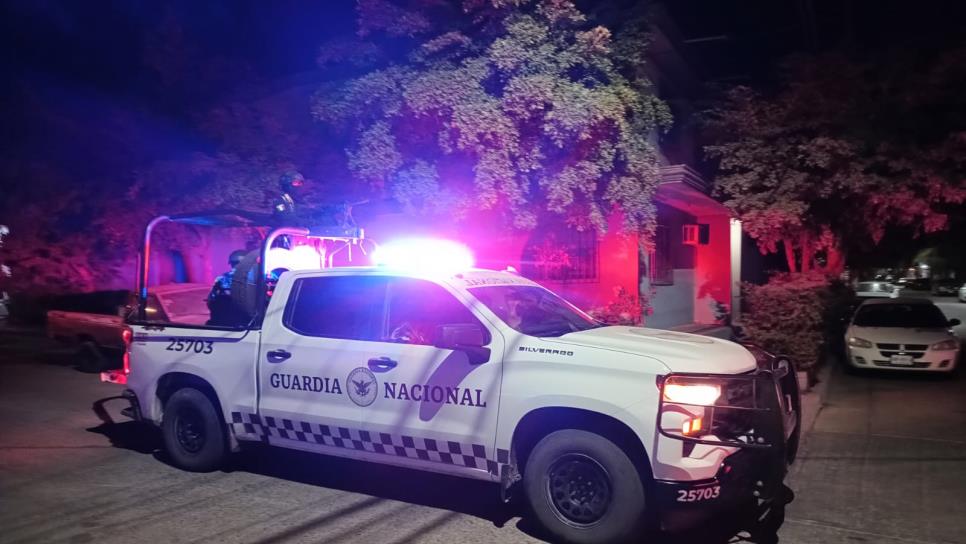 Encuentran a un hombre esposado y ejecutado a balazos en la colonia Francisco Alarcón, en Culiacán Encuentran a un hombre esposado y ejecutado a balazos en la colonia Francisco Alarcón, en Culiacán