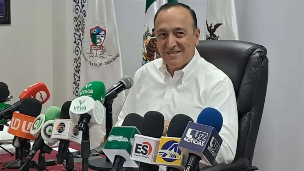 Cuestionado sobre las faltas de Gerardo Vargas a las audiencias, Menéndez de Llano se dijo respetuoso del tema y señaló no tener opinión alguna en su actuar