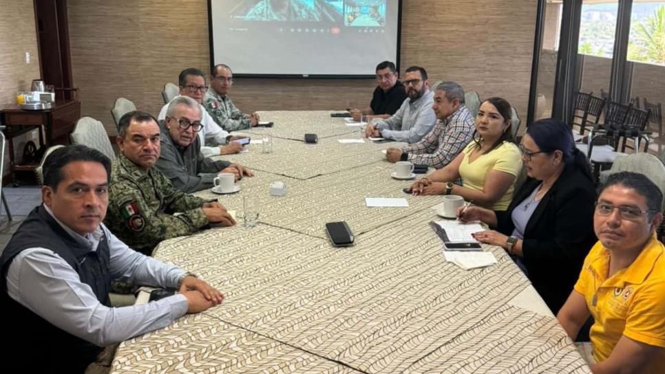 Rocha Moya encabeza Mesa de Seguridad para prepararse ante la tormenta Alvin Rocha Moya encabeza Mesa de Seguridad para prepararse ante la tormenta Alvin