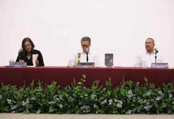 Feliciano Castro presenta en Guasave su libro Pablo Neruda en Sinaloa
