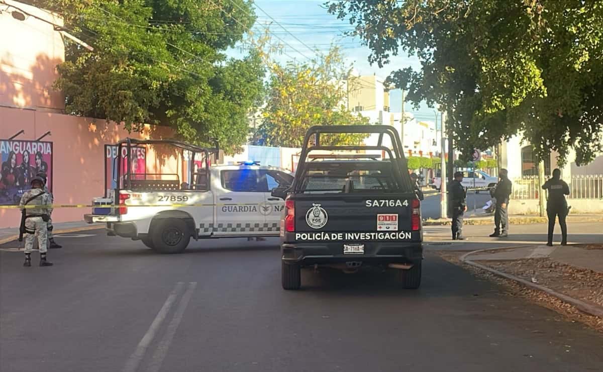 FOTO: Encuentran cuerpo sin cabeza a un costado de un colegio en el fraccionamiento La Campiña, en Culiacán