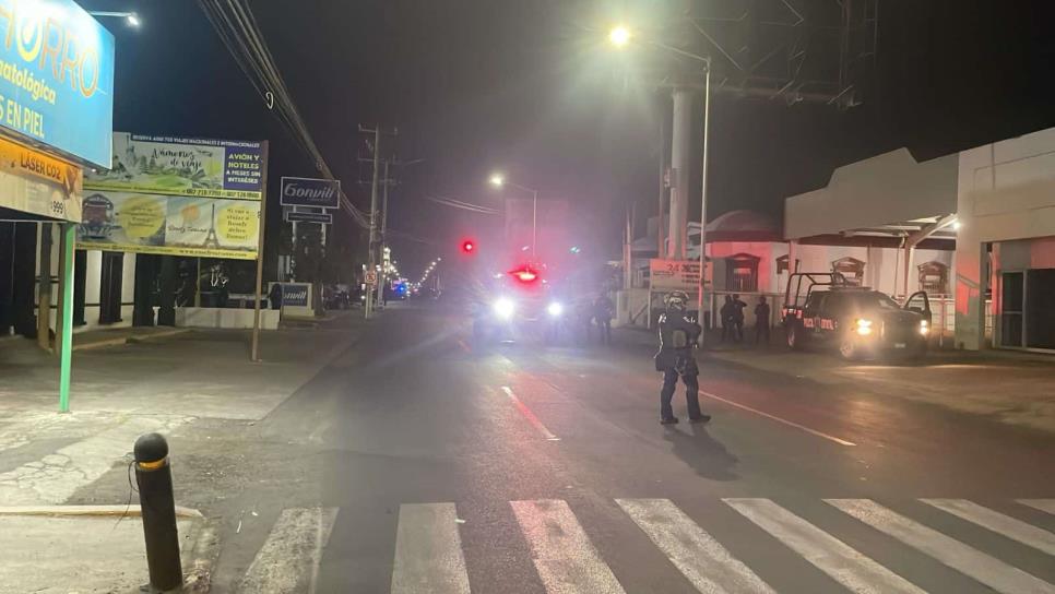 Atacan a balazos a policías municipales en la colonia Chapultepec de Culiacán Atacan a balazos a policías municipales en la colonia Chapultepec de Culiacán