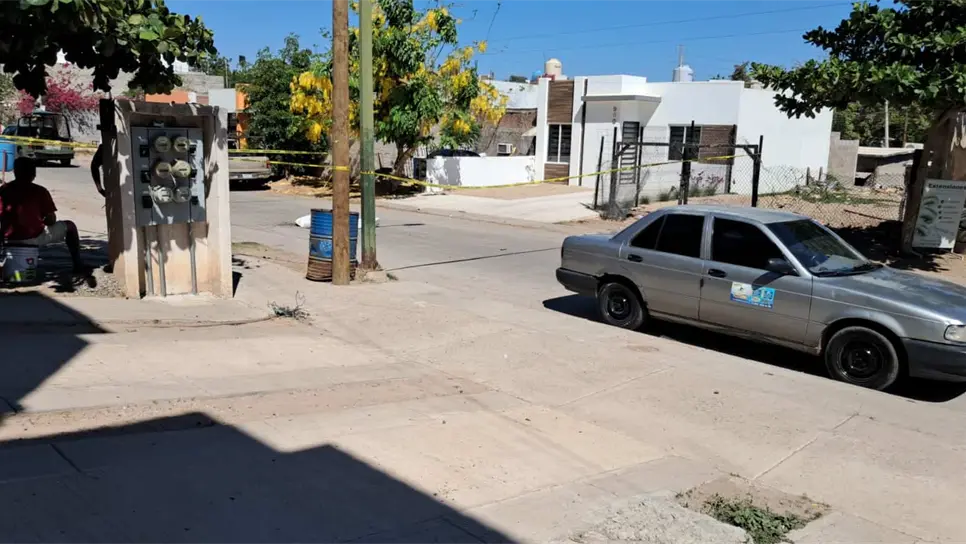La víctima quedó sin vida en el medio de la calle del mencionado sector.