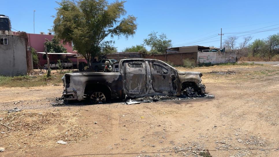 Tras reporte de balacera ubican camioneta blindada y calcinada en Mezquitita Tras reporte de balacera ubican camioneta blindada y calcinada en Mezquitita