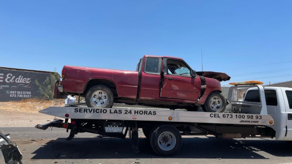 Fuerte encontronazo en la carretera Guamúchil-Mocorito deja 4 personas lesionadas Fuerte encontronazo en la carretera Guamúchil-Mocorito deja 4 personas lesionadas