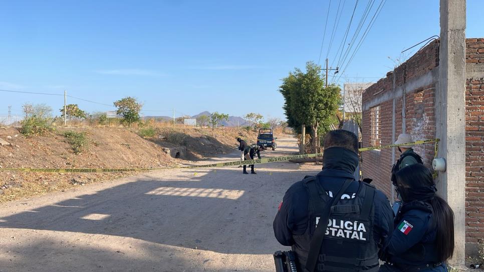 Asesinan a un hombre con rifles cuerno de chivo en El Limón de los Ramos de Culiacán Asesinan a un hombre con rifles cuerno de chivo en El Limón de los Ramos de Culiacán