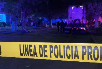 Hombre ejecutado a balazos y otro más resulta herido afuera de vivienda en Urbivilla del Prado, Culiacán