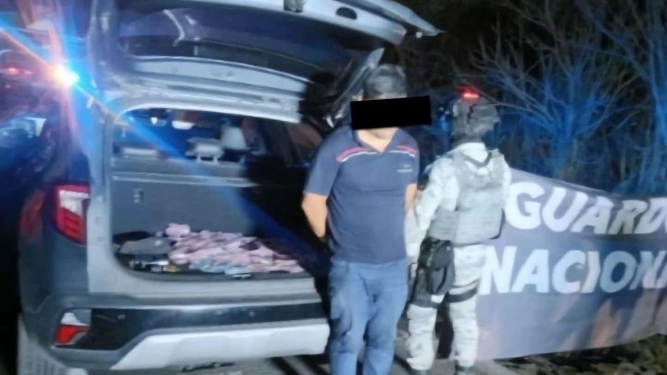 Detienen a un hombre con arma de fuego y droga en Mazatlán Detienen a un hombre con arma de fuego y droga en Mazatlán