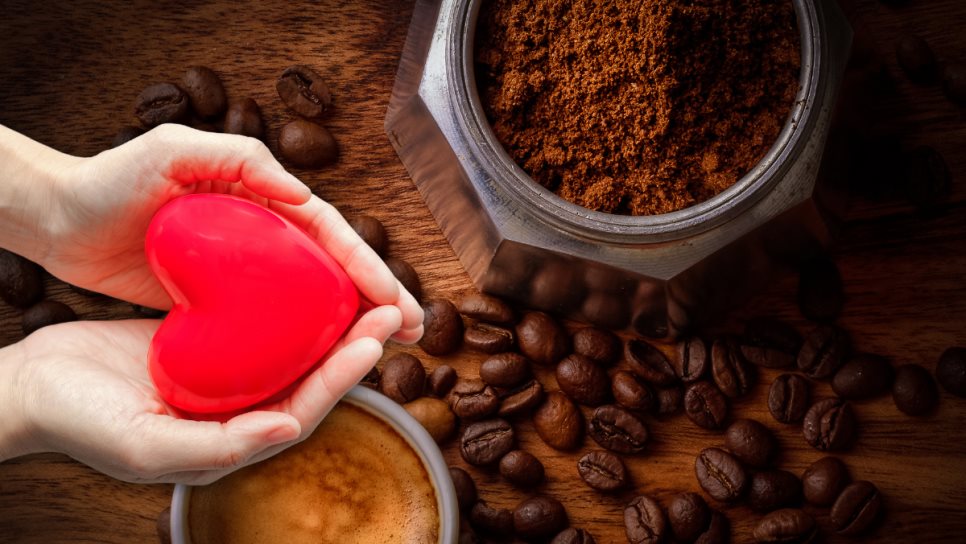 ¿Cuántas tazas de café debes tomar al día y evitar un infarto? Esto dicen los cardiólogos ¿Cuántas tazas de café debes tomar al día y evitar un infarto? Esto dicen los cardiólogos