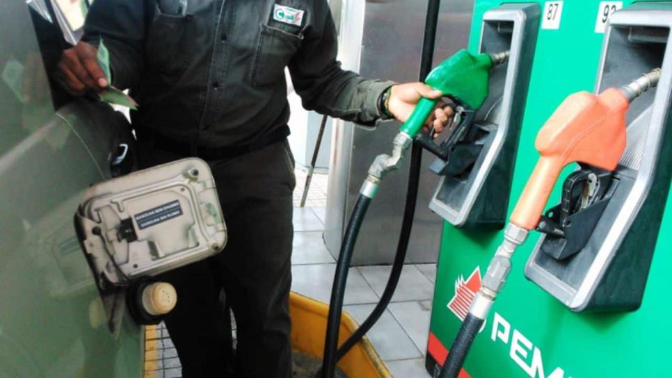 Este auto de Suzuki es el que gasta menos gasolina en México, según expertos