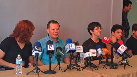 Julio César Chávez convoca a la función de box Por Nuestro Legado en Culiacán Julio César Chávez convoca a la función de box Por Nuestro Legado en Culiacán