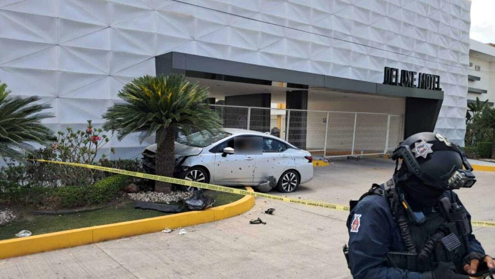 Eran padre e hijo los baleados en vehículo en la salida sur de Culiacán; muere el papá Eran padre e hijo los baleados en vehículo en la salida sur de Culiacán; muere el papá