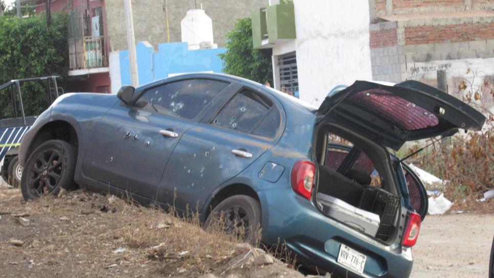 Un muerto y un lesionado tras fuerte persecución y balacera en Mazatlán Un muerto y un lesionado tras fuerte persecución y balacera en Mazatlán