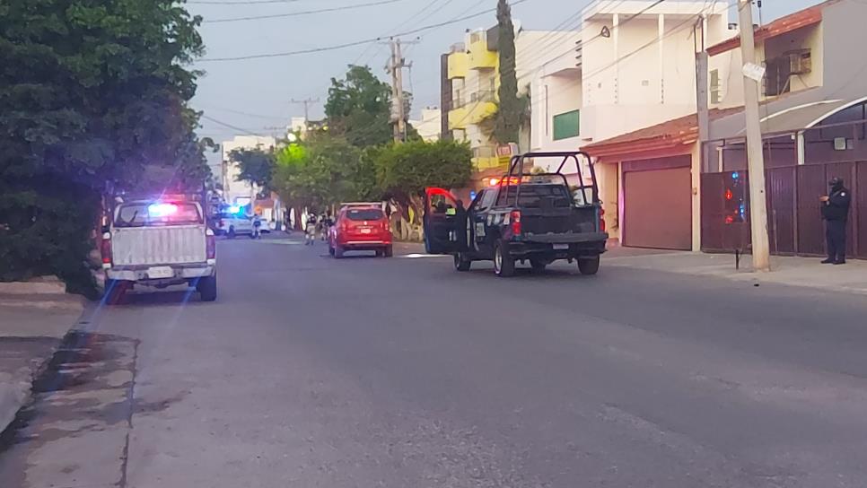 Levantan a una persona durante una balacera en Villa Universidad, Culiacán Levantan a una persona durante una balacera en Villa Universidad, Culiacán