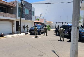 Persecución policíaca culmina con una camioneta asegurada en Villas del Río, Culiacán