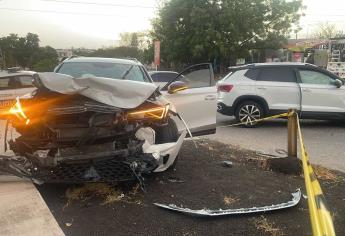 Una mujer resulta lesionada durante un choque en la colonia Ignacio Allende, en Culiacán