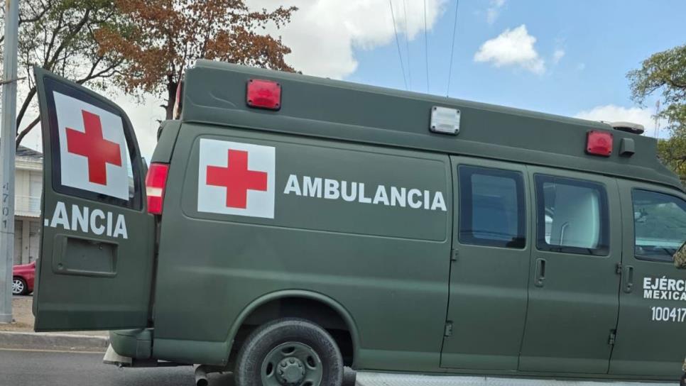 Tres militares resultan lesionados tras salirse la llanta de una patrulla en Culiacán Tres militares resultan lesionados tras salirse la llanta de una patrulla en Culiacán