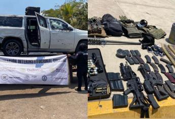 Un antidron, Cuernos de Chivo, un fúsil M4, granadas y lanzagranadas, lo asegurado en Tierra Blanca, Culiacán
