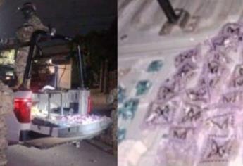 Fuerzas federales aseguran mochila presuntas drogas abandonadas en colonia de Mazatlán
