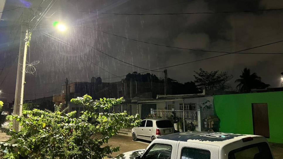 Se registra lluvia la noche de este domingo en Mazatlán; se esperan más precipitaciones en la madrugada Se registra lluvia la noche de este domingo en Mazatlán; se esperan más precipitaciones en la madrugada