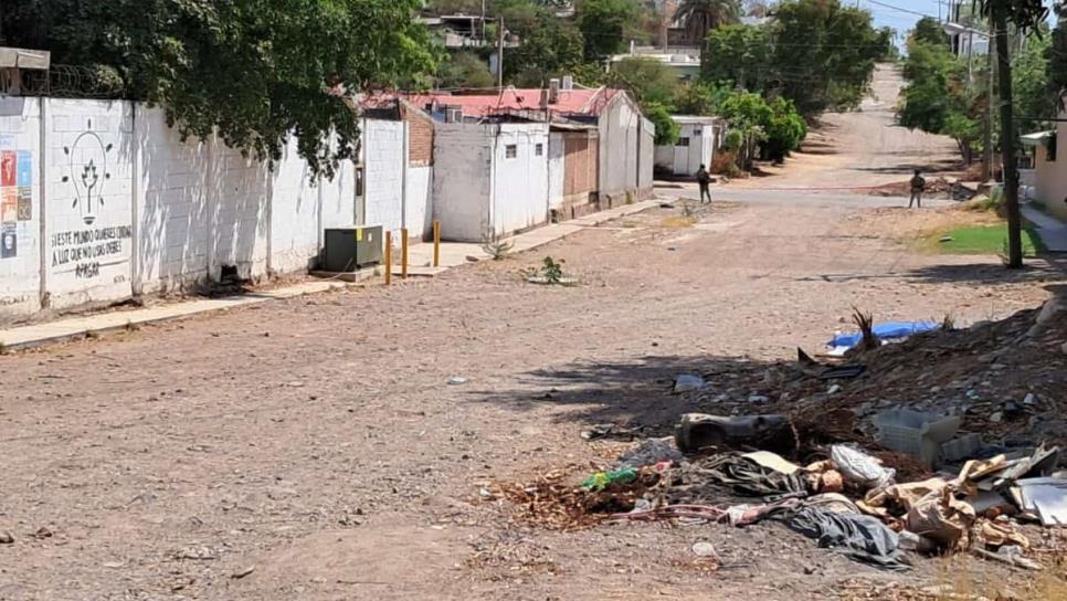 Hombre es ejecutado a balazos a espaldas de preparatoria en la colonia Libertad, en Culiacán Hombre es ejecutado a balazos a espaldas de preparatoria en la colonia Libertad, en Culiacán