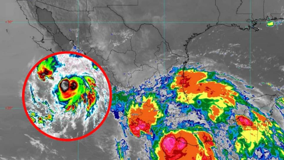 Huracán "Erick" toca tierra en Oaxaca como categoría 3 y azota la costa con fuertes vientos Huracán "Erick" toca tierra en Oaxaca como categoría 3 y azota la costa con fuertes vientos