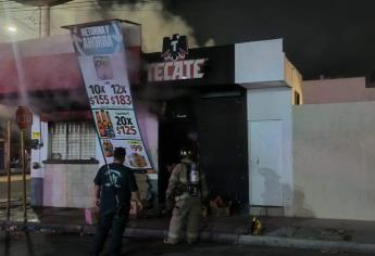 Se incendia expendio de cerveza en Los Mochis