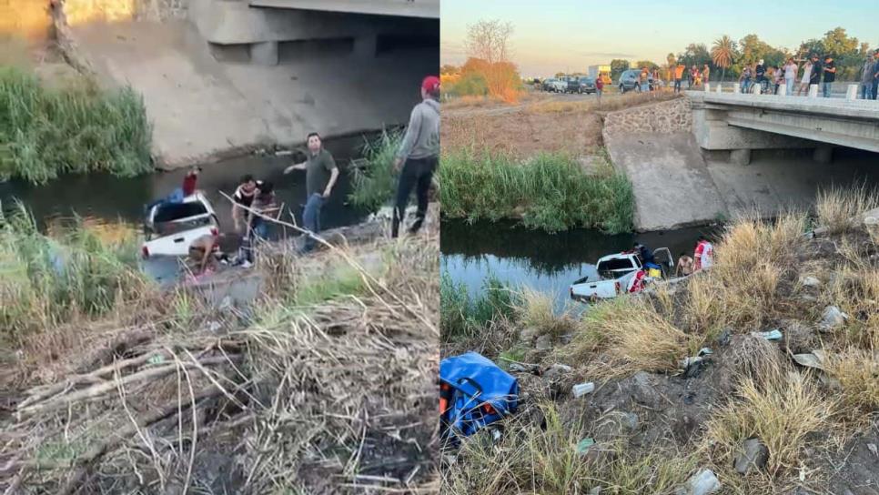 Vecino de Juan José Ríos rescata a dos menores de un vehículo que cayó a un dren en la México 15 Vecino de Juan José Ríos rescata a dos menores de un vehículo que cayó a un dren en la México 15
