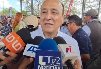 Alcalde de Ahome madruga por una panelita a El Jitzamuri y se pone a trabajar