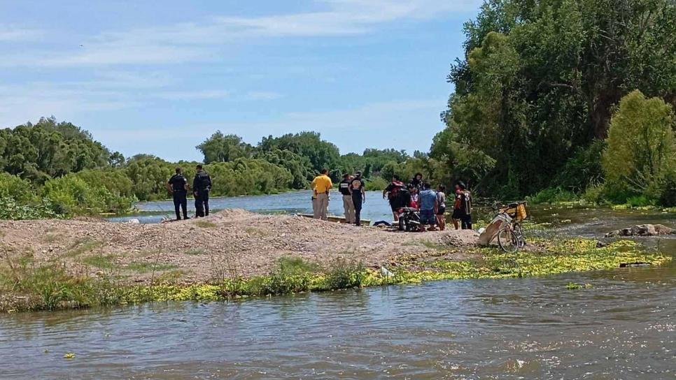 Se pierden dos personas entre la corriente del Río Presidio en Villa Unión, al sur de Mazatlán; entre ellos un menor Se pierden dos personas entre la corriente del Río Presidio en Villa Unión, al sur de Mazatlán; entre ellos un menor