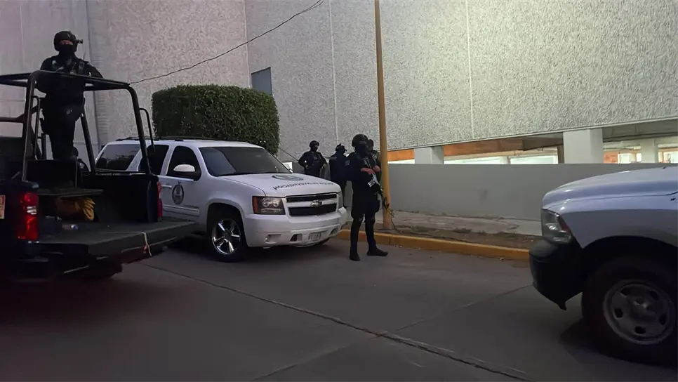 El cuerpo quedó sobre la banqueta. (FOTO: Ángel Beltrán).