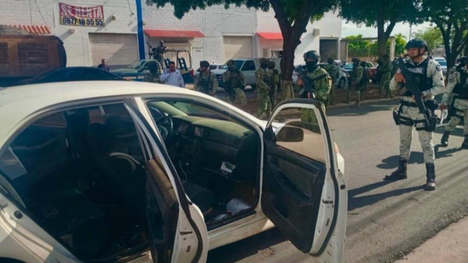 Aseguran a 3 civiles con arma de fuego en Culiacán Aseguran a 3 civiles con arma de fuego en Culiacán