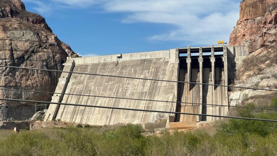Aportaciones por lluvias superan salida de agua en presas de Sinaloa Aportaciones por lluvias superan salida de agua en presas de Sinaloa