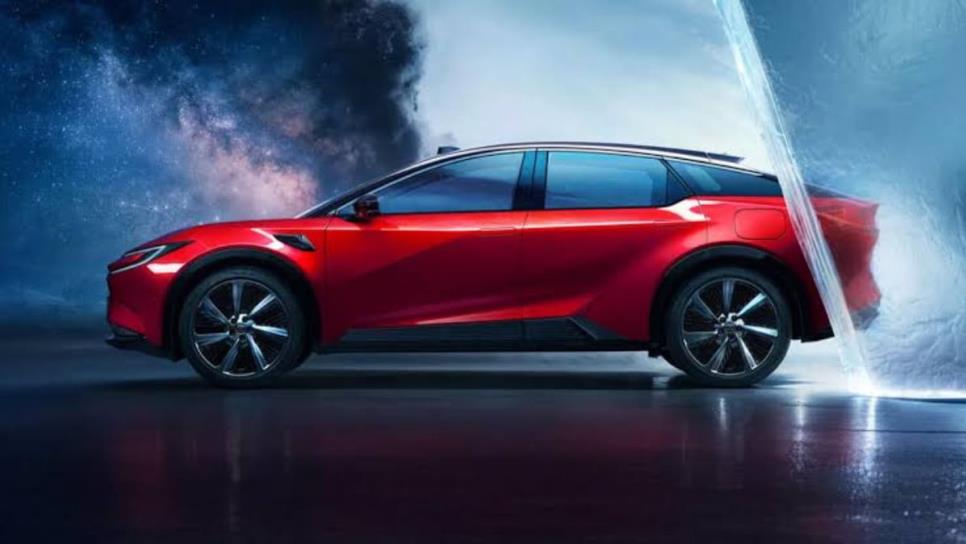 Toyota lanza nuevo auto eléctrico de lujo que competirá directo contra Tesla Toyota lanza nuevo auto eléctrico de lujo que competirá directo contra Tesla