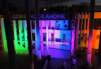 Palacio Municipal de Ahome se ilumina de colores en solidaridad con la comunidad LGBTIQ+