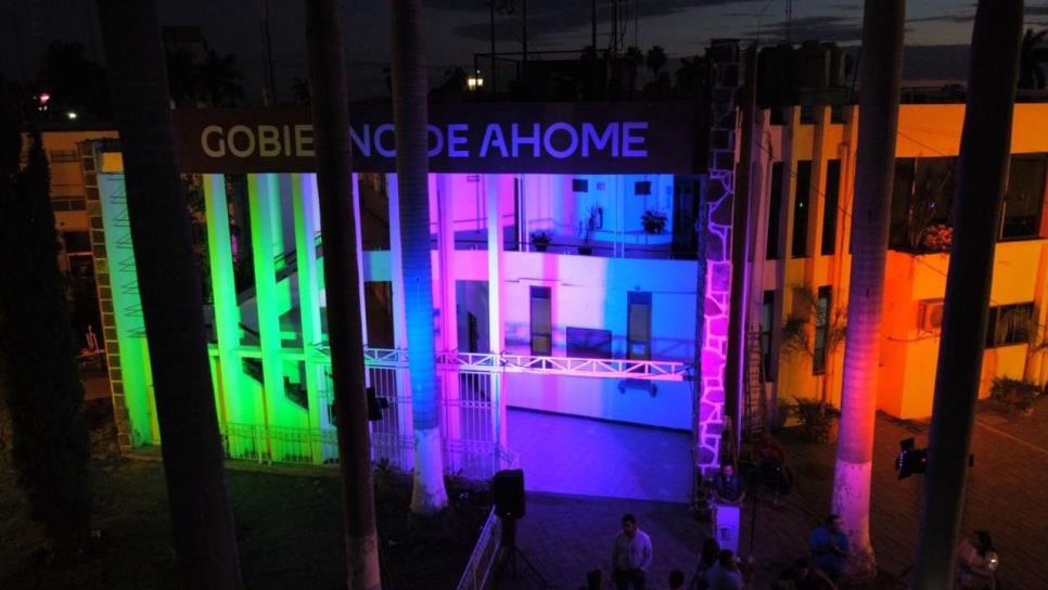 Palacio Municipal de Ahome se ilumina de colores en solidaridad con la comunidad LGBTIQ+ Palacio Municipal de Ahome se ilumina de colores en solidaridad con la comunidad LGBTIQ+
