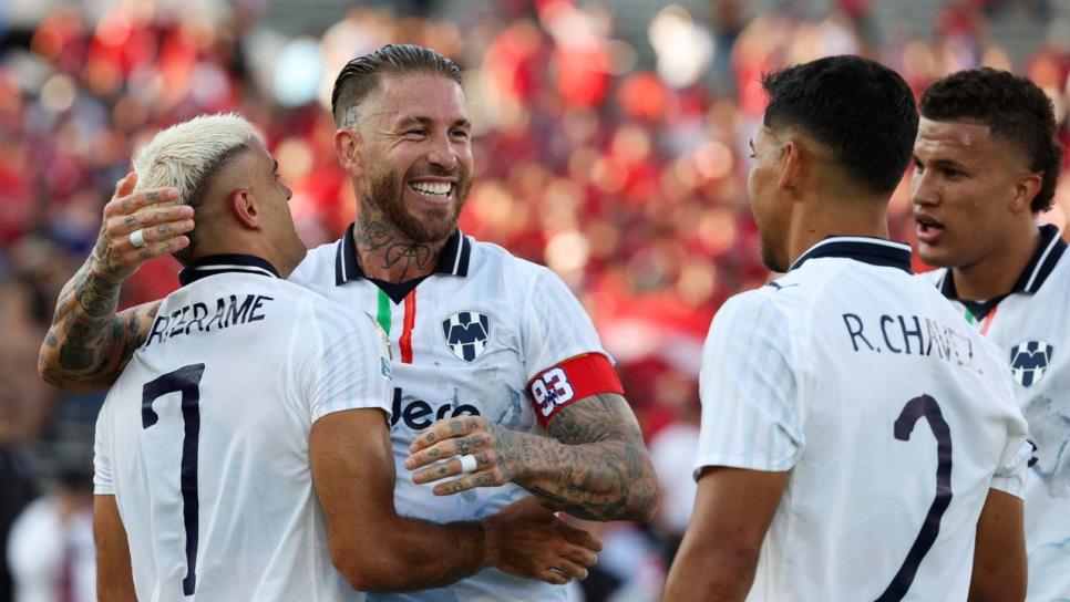 Rayados arrasa al Urawa japonés y clasifica a octavos del Mundial de Clubes Rayados arrasa al Urawa japonés y clasifica a octavos del Mundial de Clubes