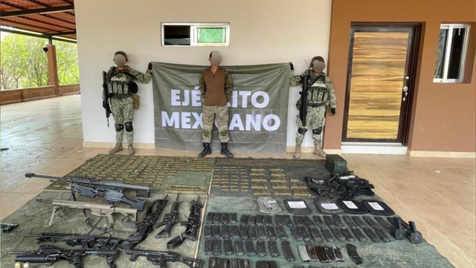 Detienen a sicario con 12 artefactos explosivos, lanzagranadas y armas largas en Caminaguato, Culiacán Detienen a sicario con 12 artefactos explosivos, lanzagranadas y armas largas en Caminaguato, Culiacán