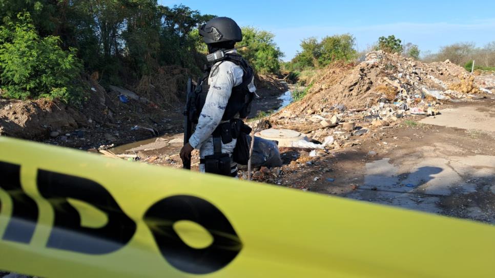 Arrojan a dos personas ejecutadas con huellas de tortura en Colinas del Bosque, Culiacán Arrojan a dos personas ejecutadas con huellas de tortura en Colinas del Bosque, Culiacán