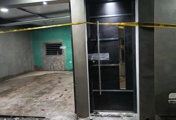 Aseguran armas, vehículos y equipo táctico en domicilios baleados en ampliación San Benito, Culiacán