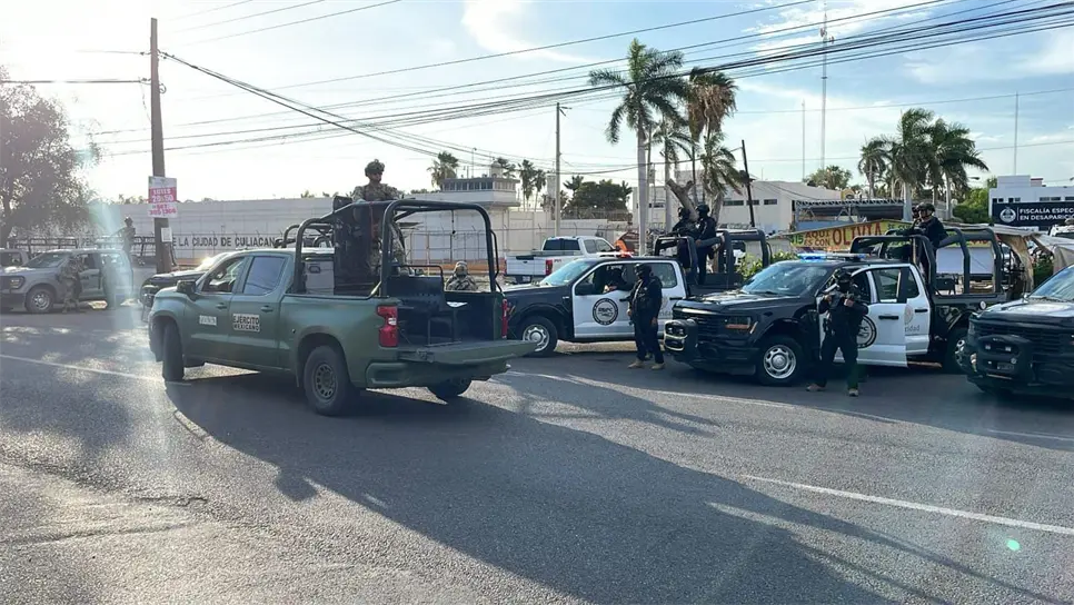 Encuentran armas escondidas en Penal de Aguaruto en Culiacán